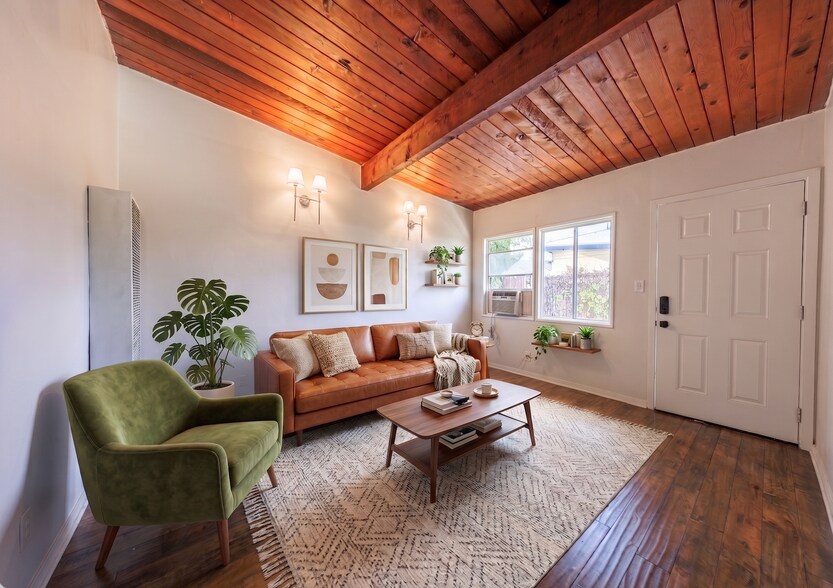 5629 Cleon Ave, North Hollywood, CA à vendre - Photo de l’immeuble – Image 2 sur 28