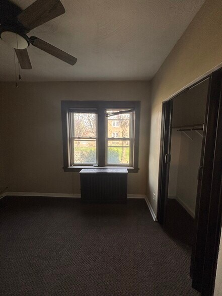 1412 Connecticut St, Gary, IN à vendre - Photo de l’immeuble – Image 3 sur 11