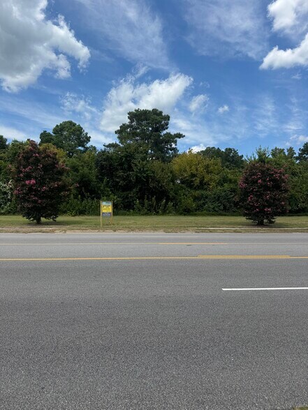 700 Tarboro St W, Wilson, NC à vendre - Photo de l’immeuble – Image 3 sur 9