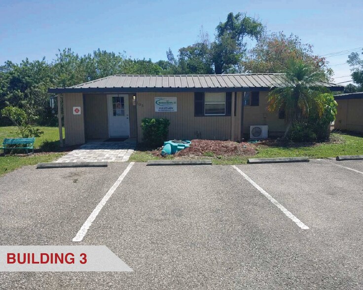 1517 S US Highway 41, Ruskin, FL à vendre - Photo principale – Image 1 sur 1