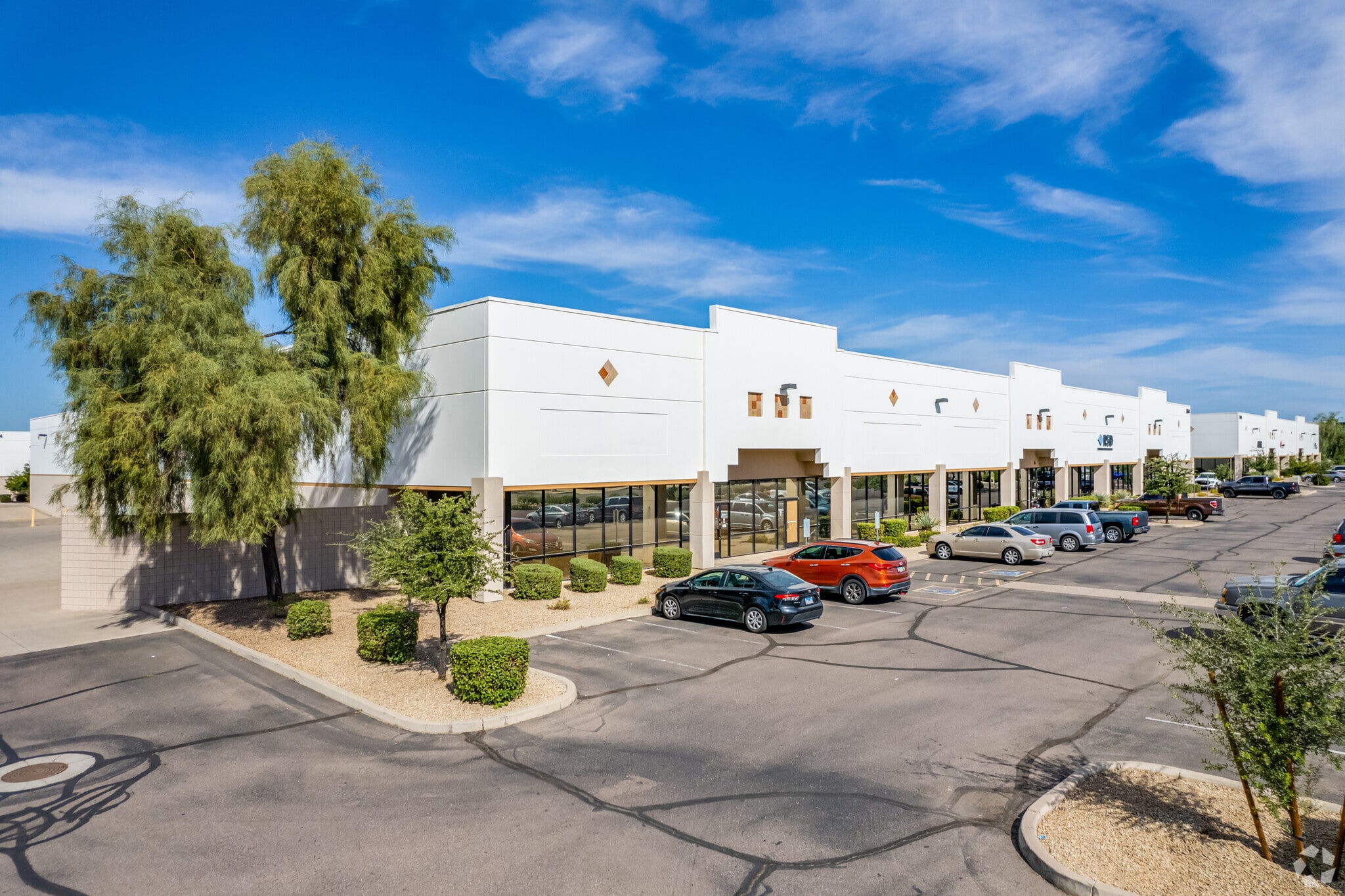 3634 E Southern Ave, Phoenix, AZ à louer Photo principale– Image 1 sur 32