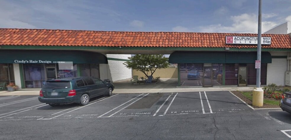 23520-23540 Crenshaw Blvd, Torrance, CA à louer - Photo principale – Image 1 sur 18