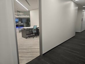 17877 Von Karman Ave, Irvine, CA à louer Photo intérieure– Image 2 sur 5