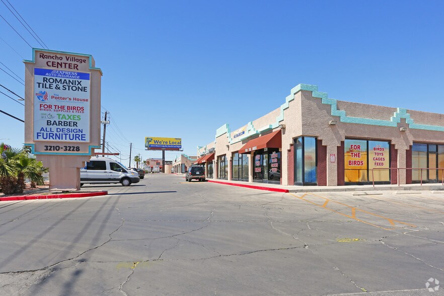 3210-3228 N Rancho Dr, Las Vegas, NV à louer - Photo de l’immeuble – Image 1 sur 12