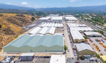 25750 Springbrook Ave, Santa Clarita, CA à louer Aérien– Image 2 sur 6