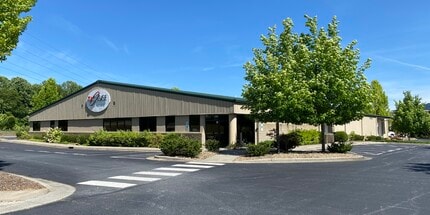 108 Asheville Commerce Pky, Candler, NC à louer Photo de l’immeuble– Image 1 sur 1