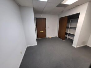 14901 E Hampden Ave, Aurora, CO à louer Photo intérieure– Image 2 sur 5
