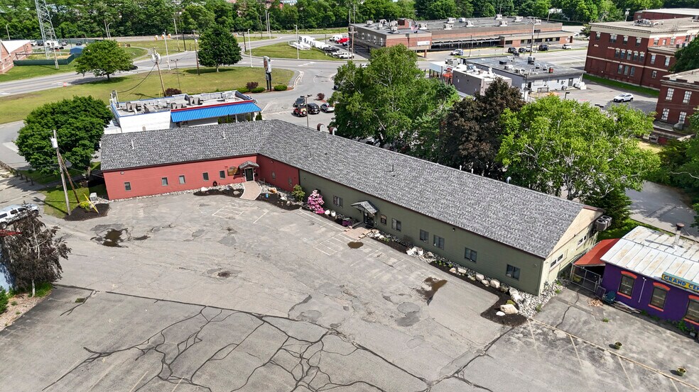 13 Railroad Sq, Waterville, ME à vendre - Photo de l’immeuble – Image 3 sur 15