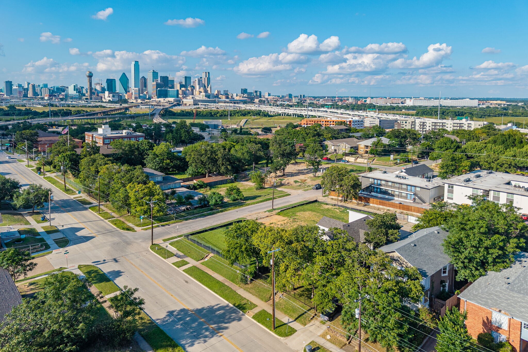 722 N Marsalis Ave, Dallas, TX à vendre Photo de l’immeuble– Image 1 sur 23