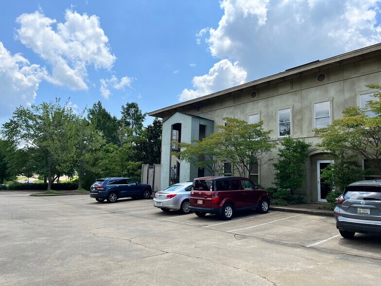 599 Highland Colony Pky, Ridgeland, MS à louer - Photo de l’immeuble – Image 2 sur 5