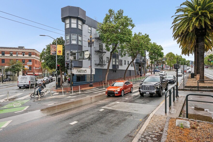 1745 Market St, San Francisco, CA à vendre - Photo de l’immeuble – Image 2 sur 43