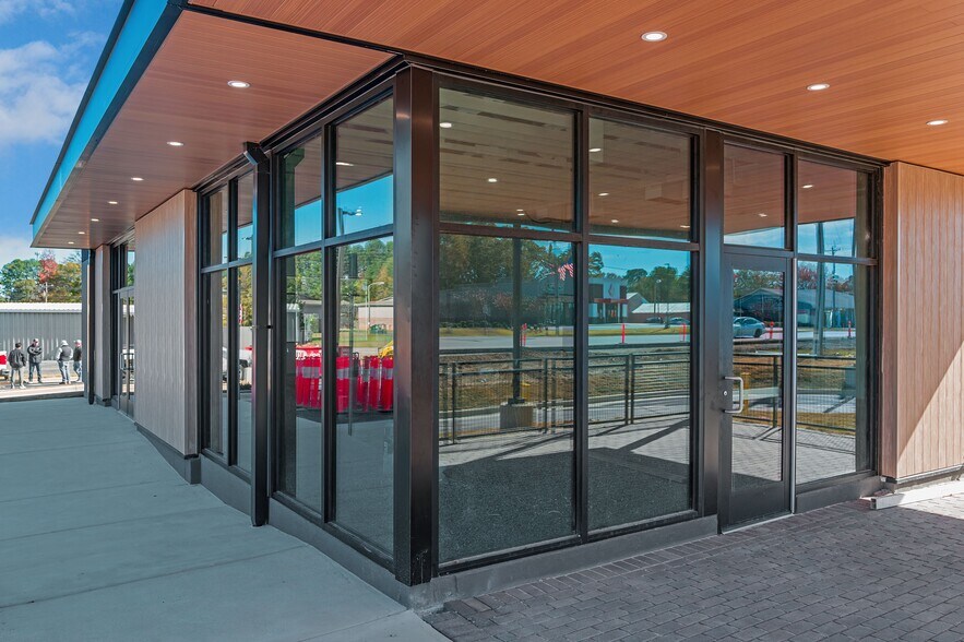 820 Hwy 31 NW, Hartselle, AL à vendre - Photo de l’immeuble – Image 2 sur 9