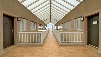 Plus de détails pour 96 Boulevard De L'Europe, Vitrolles - Bureau à louer