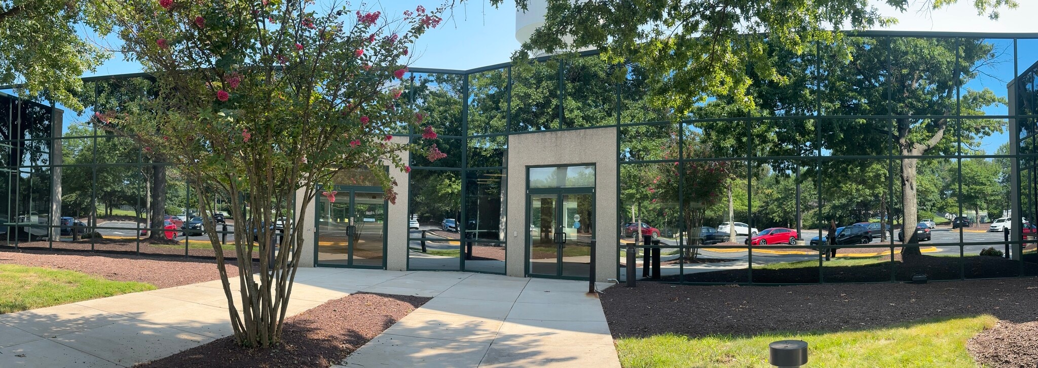 12120 Plum Orchard Dr, Silver Spring, MD à louer Photo de l’immeuble– Image 1 sur 5