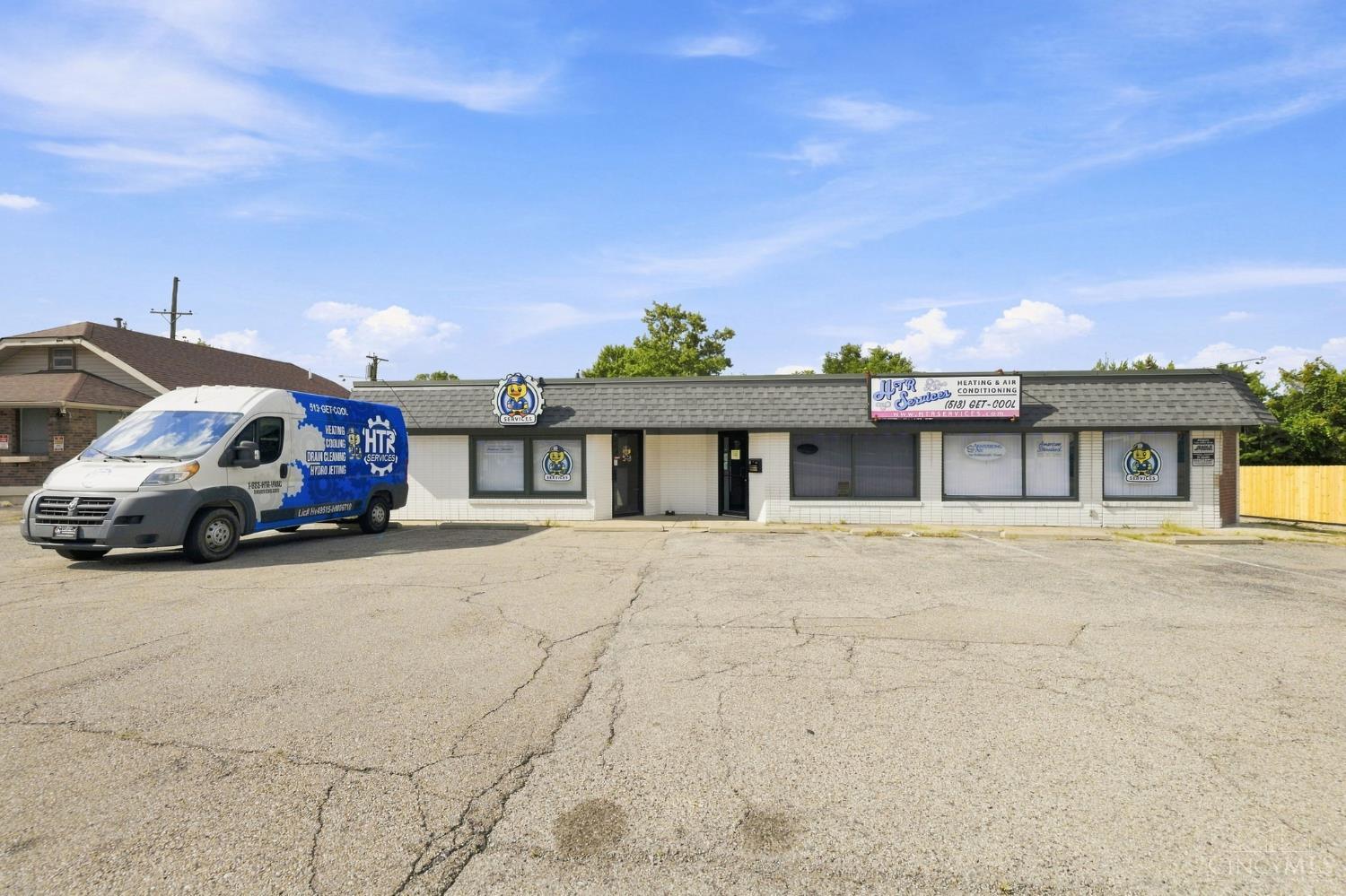 1069-1077 Millville Ave, Hamilton, OH à vendre Photo de l’immeuble– Image 1 sur 23