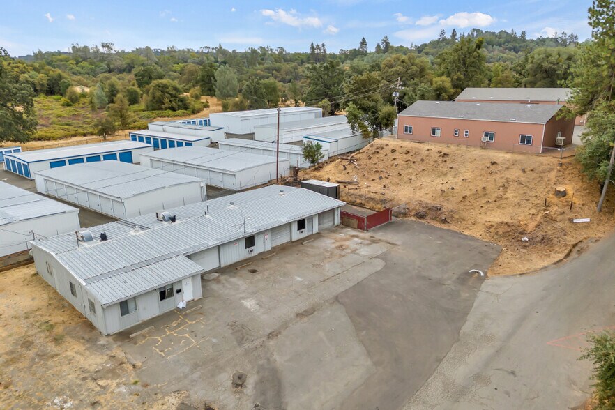 El Dorado Industrial Plaza portefeuille de 3 biens à vendre sur LoopNet.fr - Photo de l’immeuble – Image 2 sur 21
