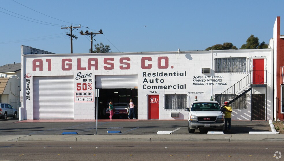 944 Broadway, El Cajon, CA à vendre - Photo de l’immeuble – Image 2 sur 2