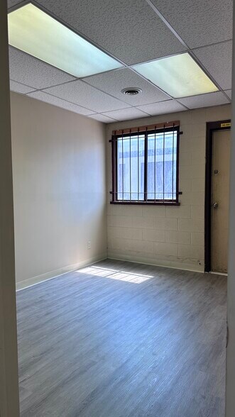 903 Yuma St, Colorado Springs, CO à louer - Photo intérieure – Image 3 sur 6