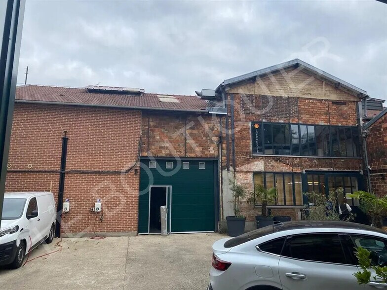 Local commercial dans Pantin à vendre - Photo de l’immeuble – Image 2 sur 9