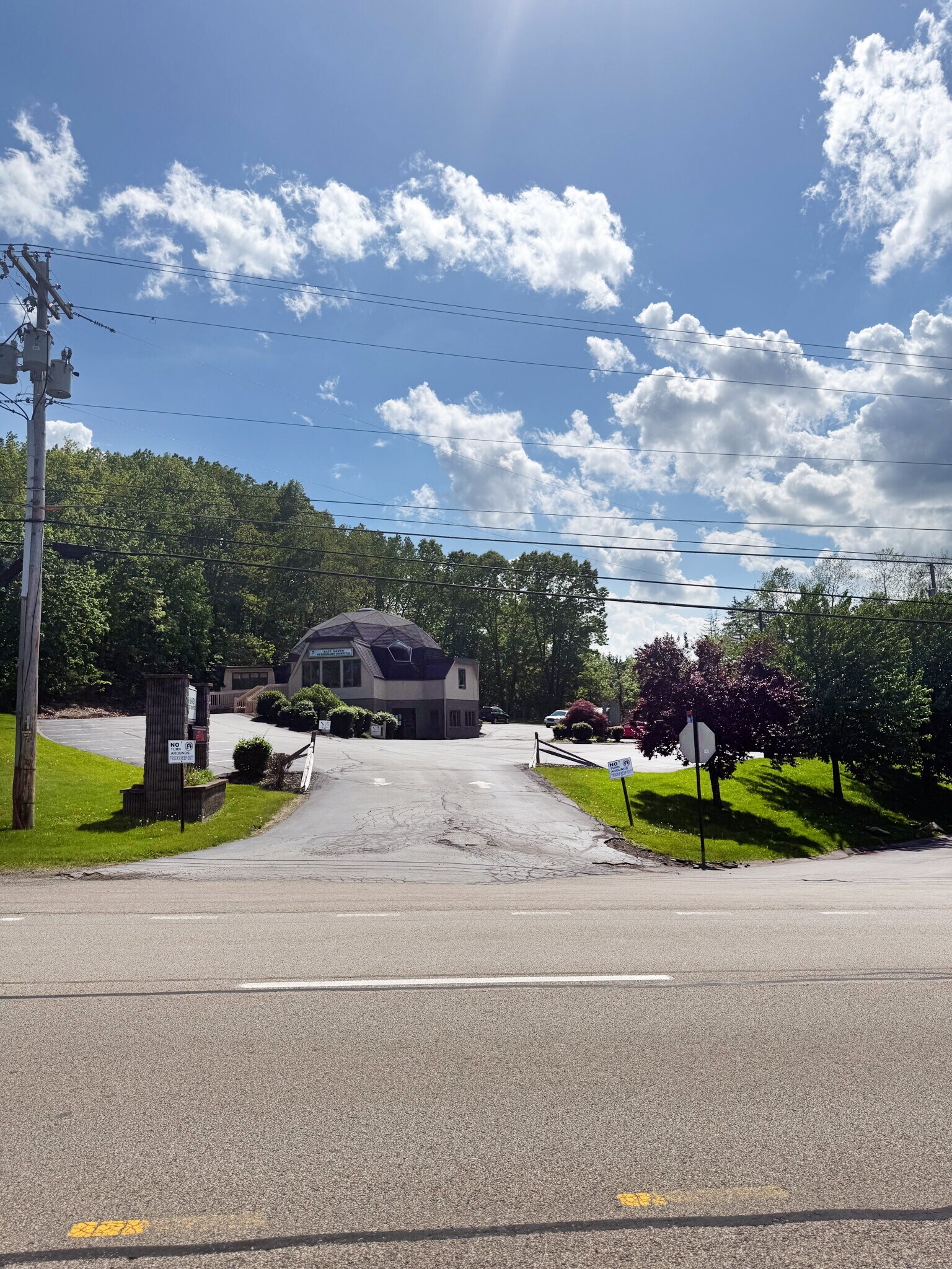 13085 Perry Hwy, Wexford, PA à vendre Photo de l’immeuble– Image 1 sur 5