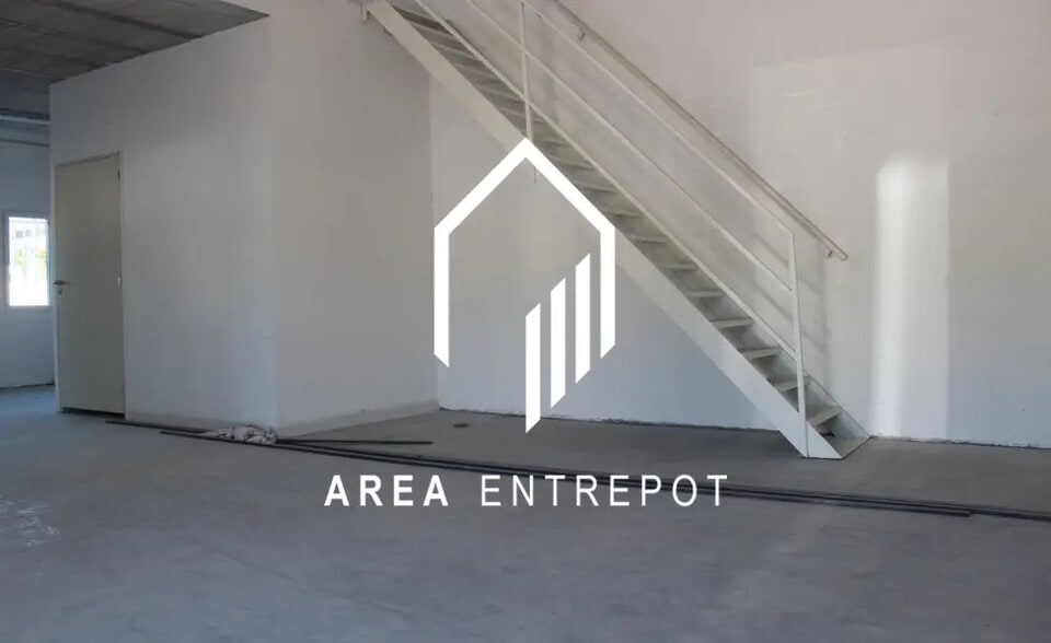 Local d’activités dans Aubagne à louer - Photo intérieure – Image 3 sur 4