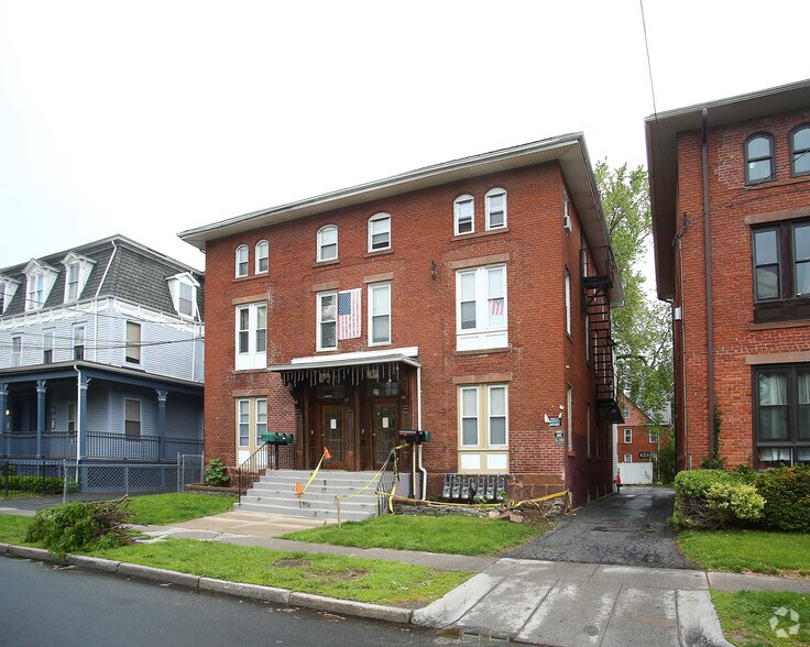 28-30 Madison St, Hartford, CT à vendre - Photo de l’immeuble – Image 2 sur 3