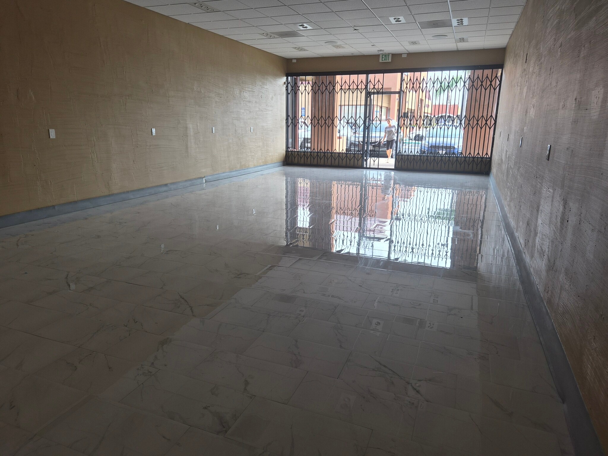 7404-7450 Clairemont Mesa Blvd, San Diego, CA à louer Photo intérieure– Image 1 sur 4