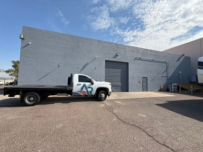 3321 E Atlanta Ave, Phoenix, AZ à vendre - Photo de l’immeuble – Image 3 sur 11