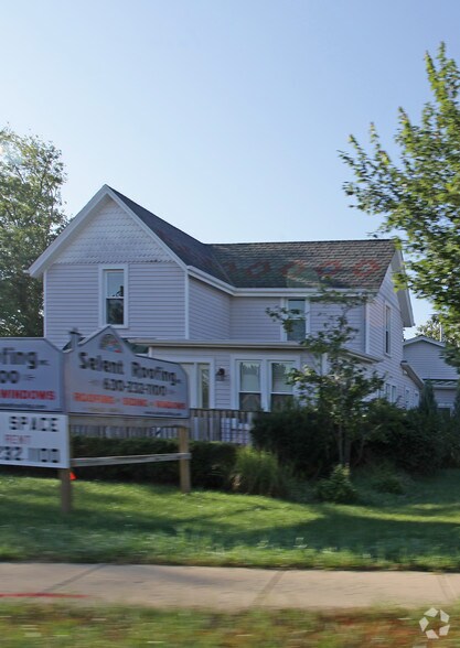 942 E State St, Geneva, IL à vendre - Photo de l’immeuble – Image 2 sur 21
