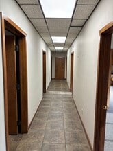 307 N Walton Blvd, Bentonville, AR à louer Photo intérieure– Image 2 sur 17