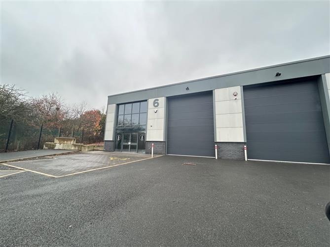 Blackburn Rd, Simonstone à louer - Photo principale – Image 1 sur 2