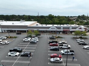 221 Huttleston Ave, Fairhaven, MA à louer Photo de l’immeuble– Image 2 sur 5