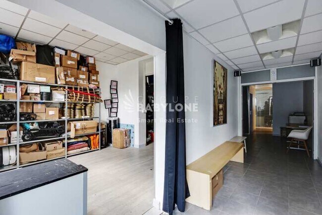 Plus de détails pour Bureau à vendre
