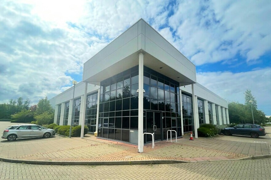Brudenell Dr, Milton Keynes à louer - Photo de l’immeuble – Image 3 sur 4