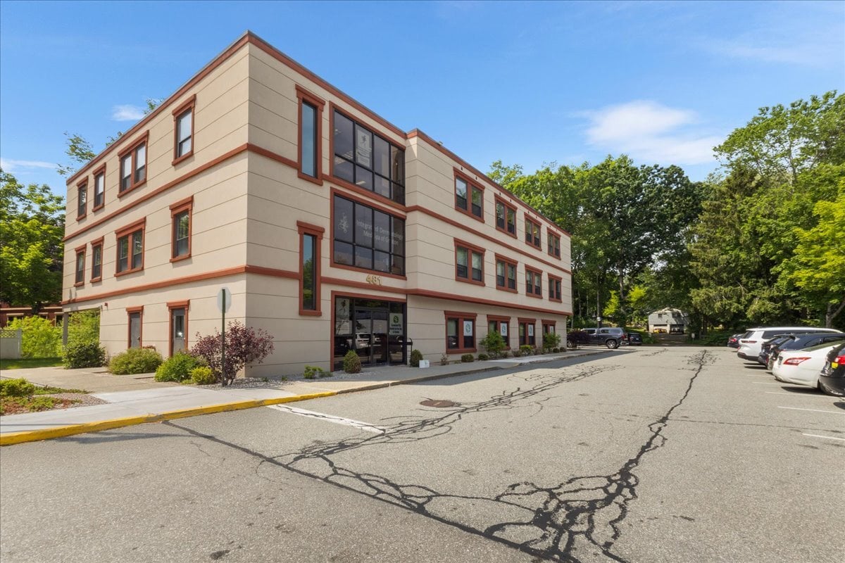 481 Gold Star Hwy, Groton, CT à louer Photo intérieure– Image 1 sur 15