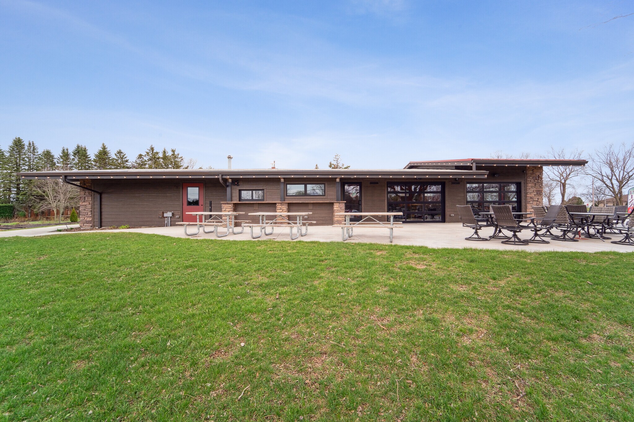 707 W Park Ave, Kiel, WI à vendre Photo principale– Image 1 sur 24