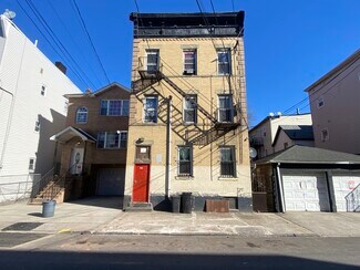 Plus de détails pour 307 Bond St, Elizabeth, NJ - Logement à vendre