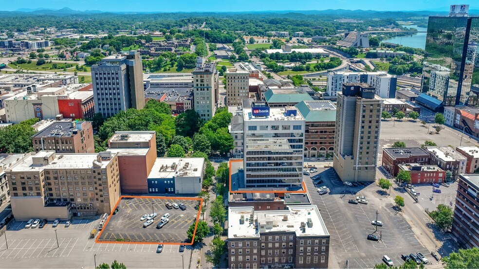 607 Market St, Knoxville, TN à vendre - Photo de l’immeuble – Image 3 sur 9