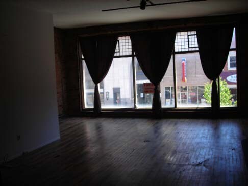 21 N Saginaw St, Pontiac, MI à vendre - Autre – Image 2 sur 14