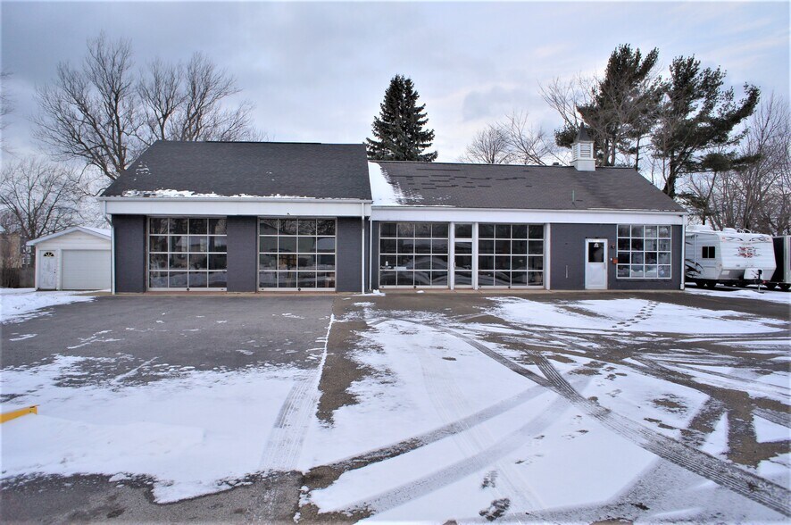 4632 Lake Shore Rd, Hamburg, NY à vendre - Photo de l’immeuble – Image 3 sur 23