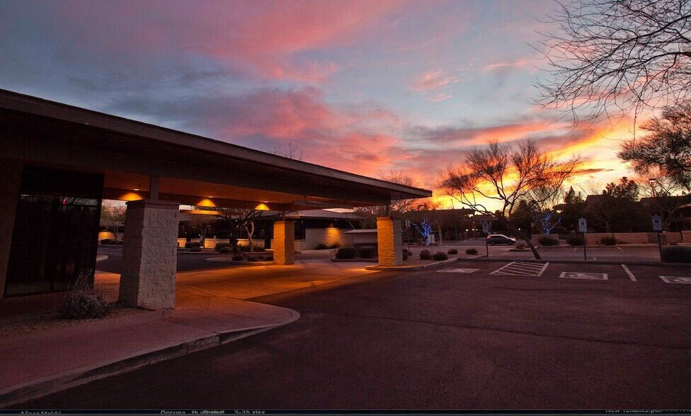 18301 N 79th Ave, Glendale, AZ à louer - Photo de l’immeuble – Image 3 sur 6