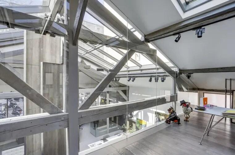 Bureau dans Suresnes à vendre - Photo de l’immeuble – Image 3 sur 9