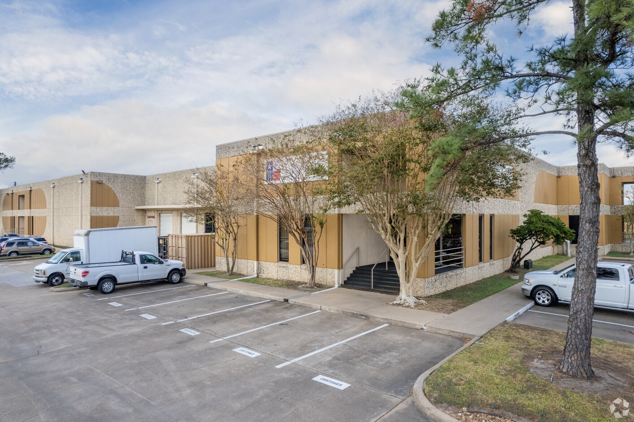 7808-7818 Kempwood Dr, Houston, TX à louer Photo principale– Image 1 sur 2
