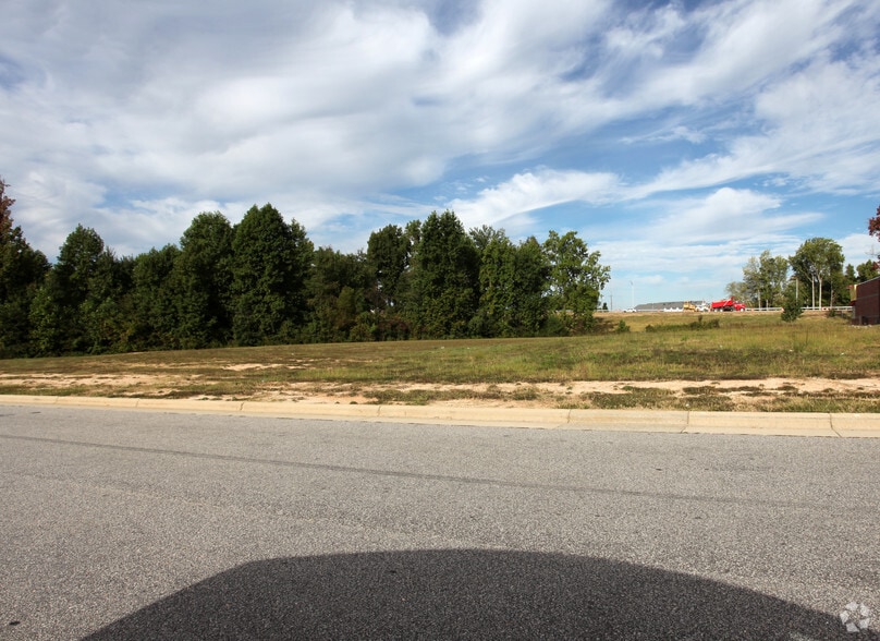 141 Progress Dr, Rocky Mount, NC à vendre - Aérien – Image 2 sur 2