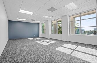 680 N McCarthy Blvd, Milpitas, CA à louer Photo intérieure– Image 2 sur 9