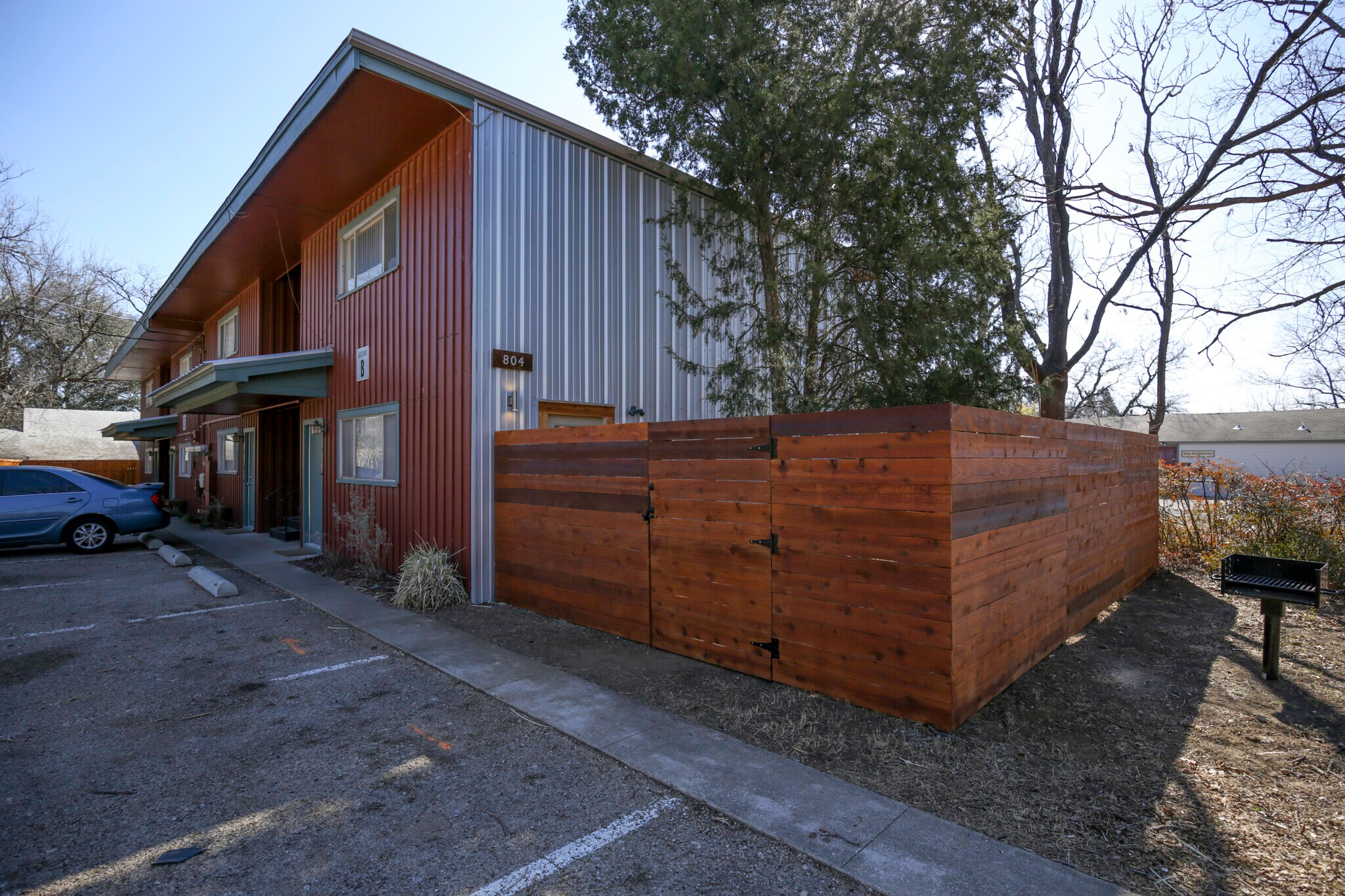 North Locust Street Properties portefeuille de 5 biens à vendre sur LoopNet.fr Photo de l’immeuble– Image 1 sur 67