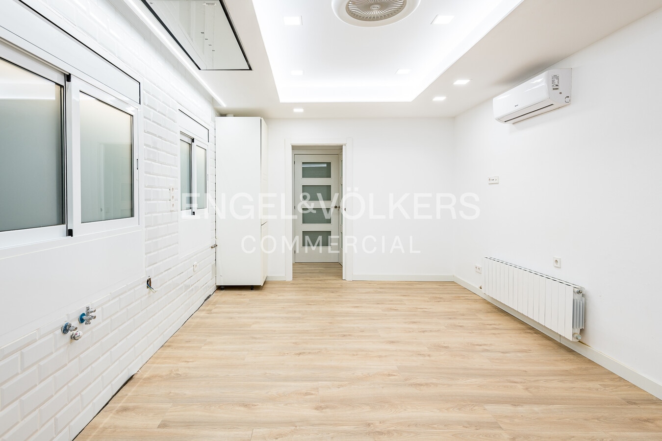 Barcelone, BAR 08023 - Lot Pt1-A -  - Photo intérieure - Image 1 of 16