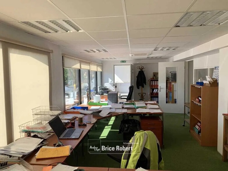 Bureau dans Dardilly à vendre - Photo intérieure – Image 3 sur 6