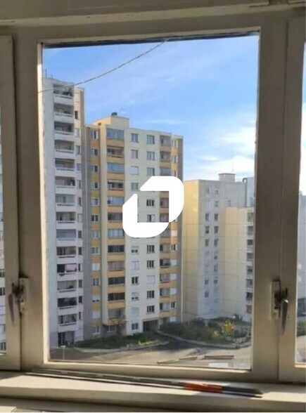Bureau dans Villeurbanne à louer - Photo de l’immeuble – Image 3 sur 11