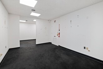 2401 Blueridge Ave, Wheaton, MD à louer Photo intérieure– Image 2 sur 14